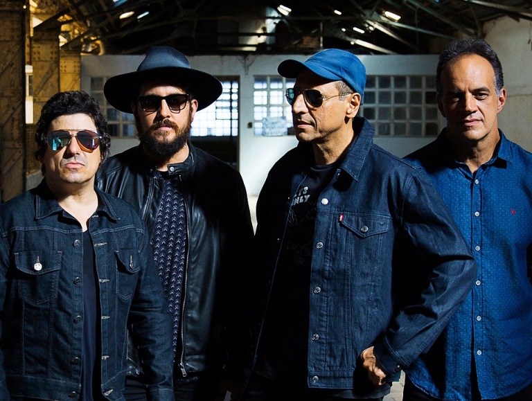 Novo single do Barão não foi feito pra ninguém, diz&nbsp;guitarrista